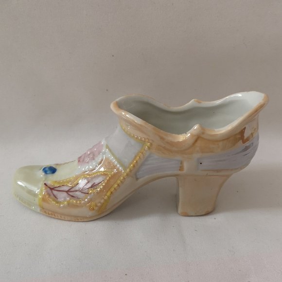 Vintage Hand-painted Ceramic Collector Shoe, Peach Luster and Pink Design, Japan - Picture 1 of 6